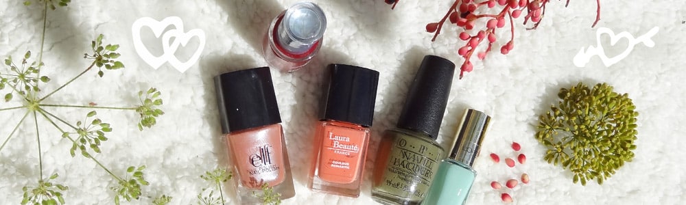 fleurie et vernis, composition colorée de vernis opi et elf