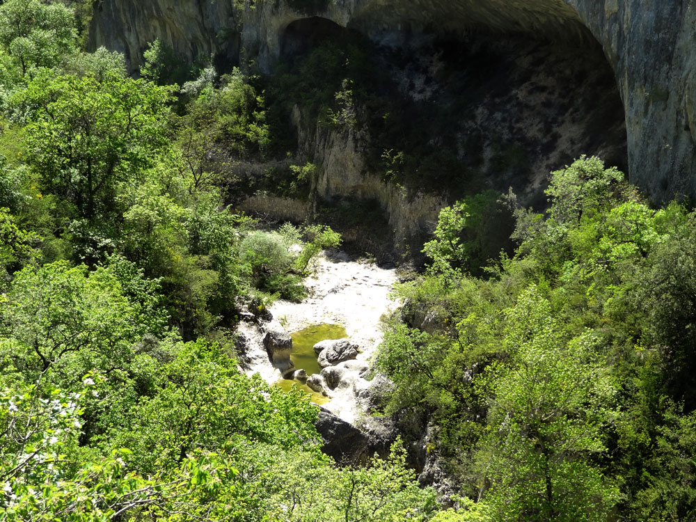 baume du tour des gorges d'Oppedette