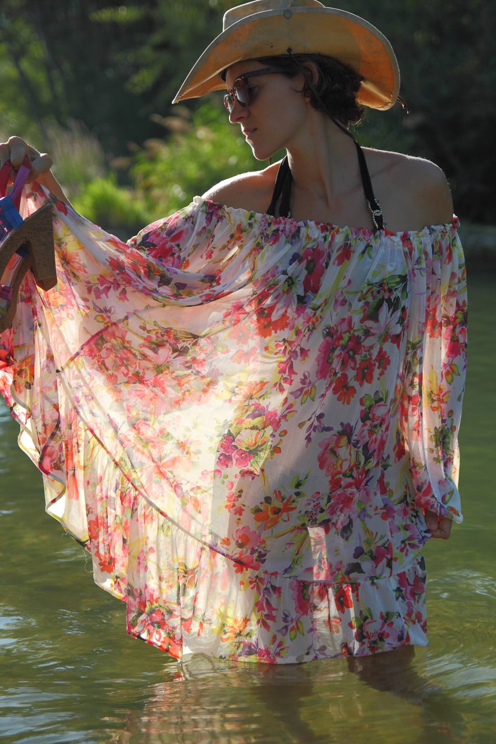 transparences sur robe fleurie