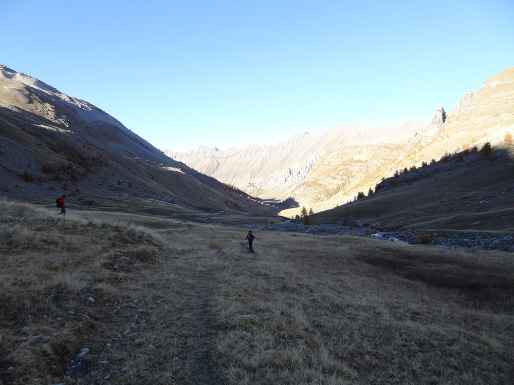 trottinette tout terrain dans les alpes ubaye