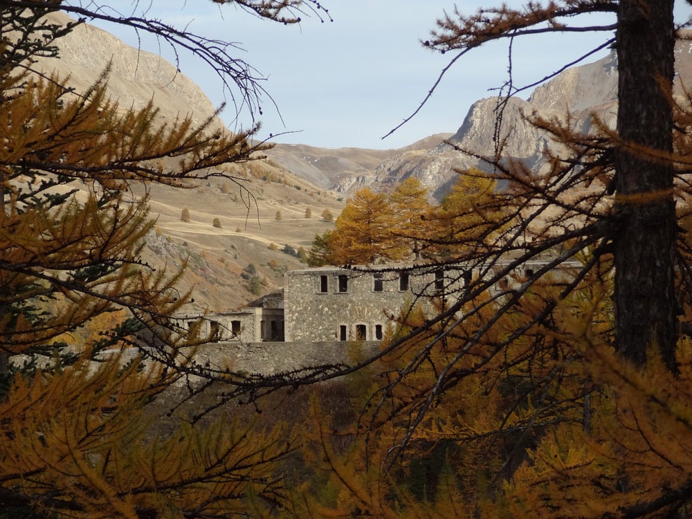 rando-famille-ubaye-fort-militaire-roche-la-croix