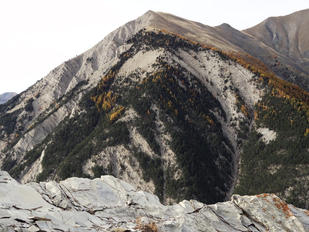 randonnee-insolite-en-ubaye-la-condamine-larches