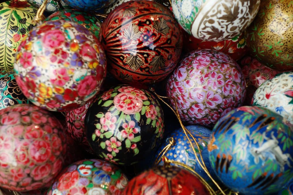 autriche-marchés de noël-boules-de-noel-decoration