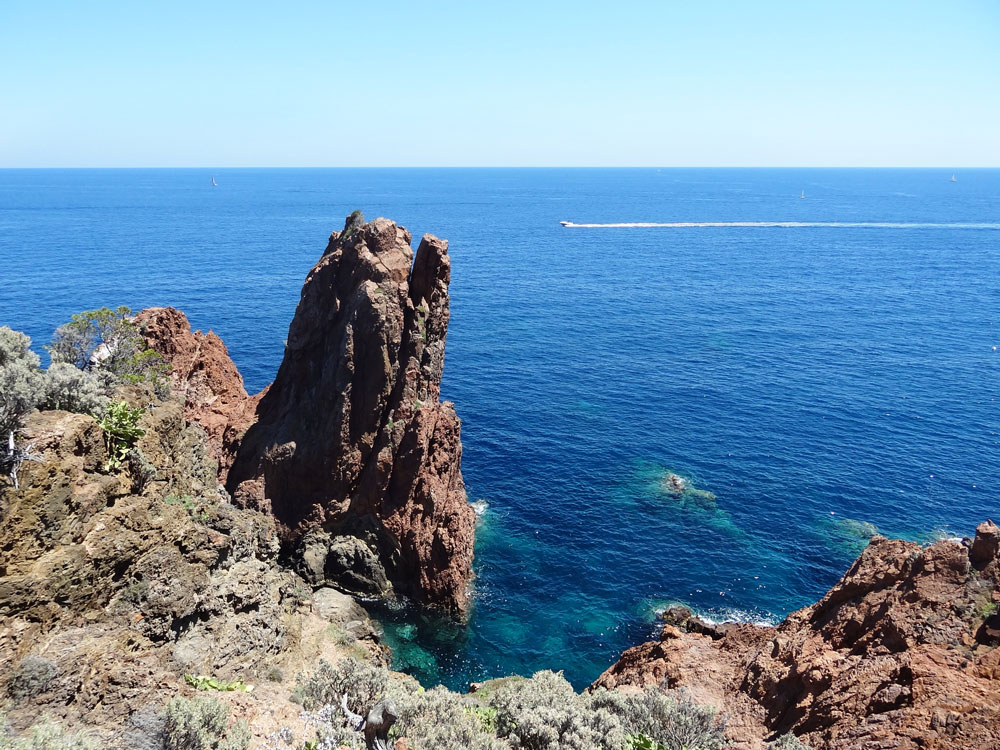 les plus belles calanques et criques de St Raphaël cap Dramont