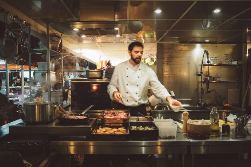 où manger à Avignon Les Halles