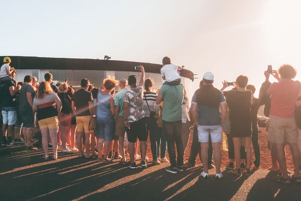 foule de touristes montanas del fuego Timanfaya Lanzarote