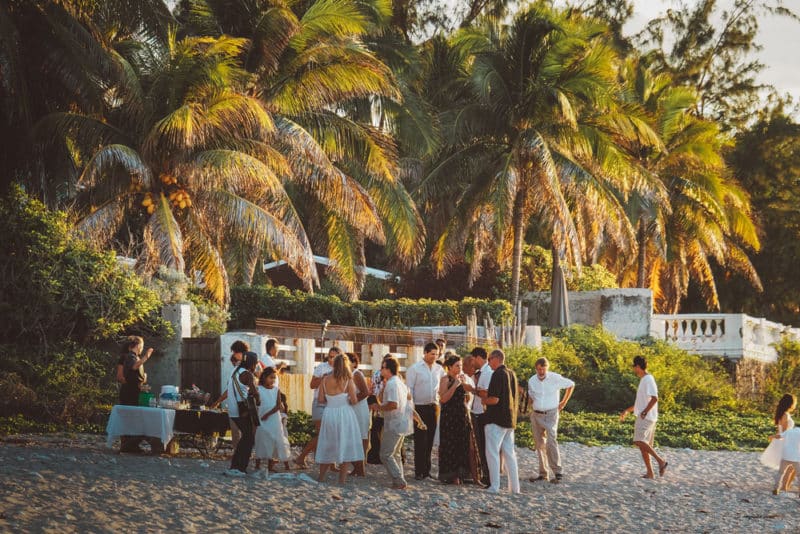 mariage sur plage de la Réunion hôtel Saint Alexis