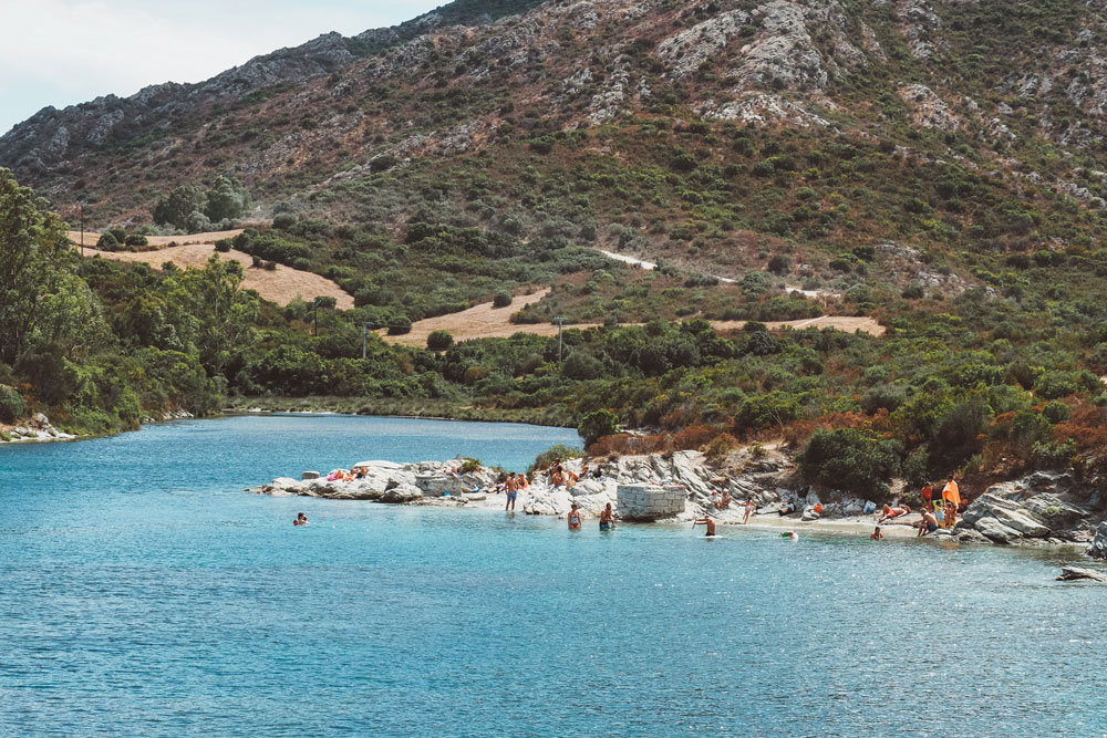 plage tranquille St Florent désert des Agriates