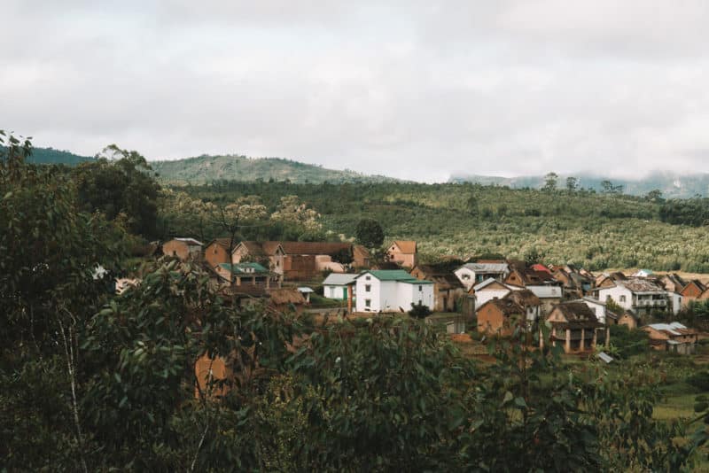 prendre les pistes en 4x4 à Madagascar