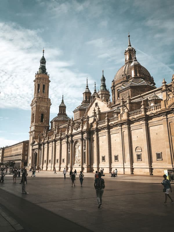 plus grande cathédrale d'Espagne Saragosse