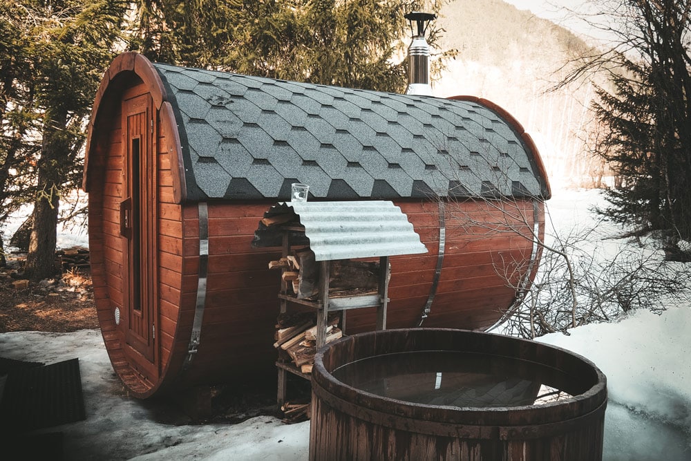 sauna extérieur authentique montagne Champsaur