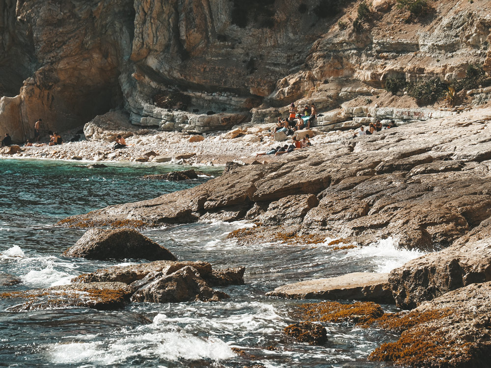 accès aux Calanques de Marseille à pied