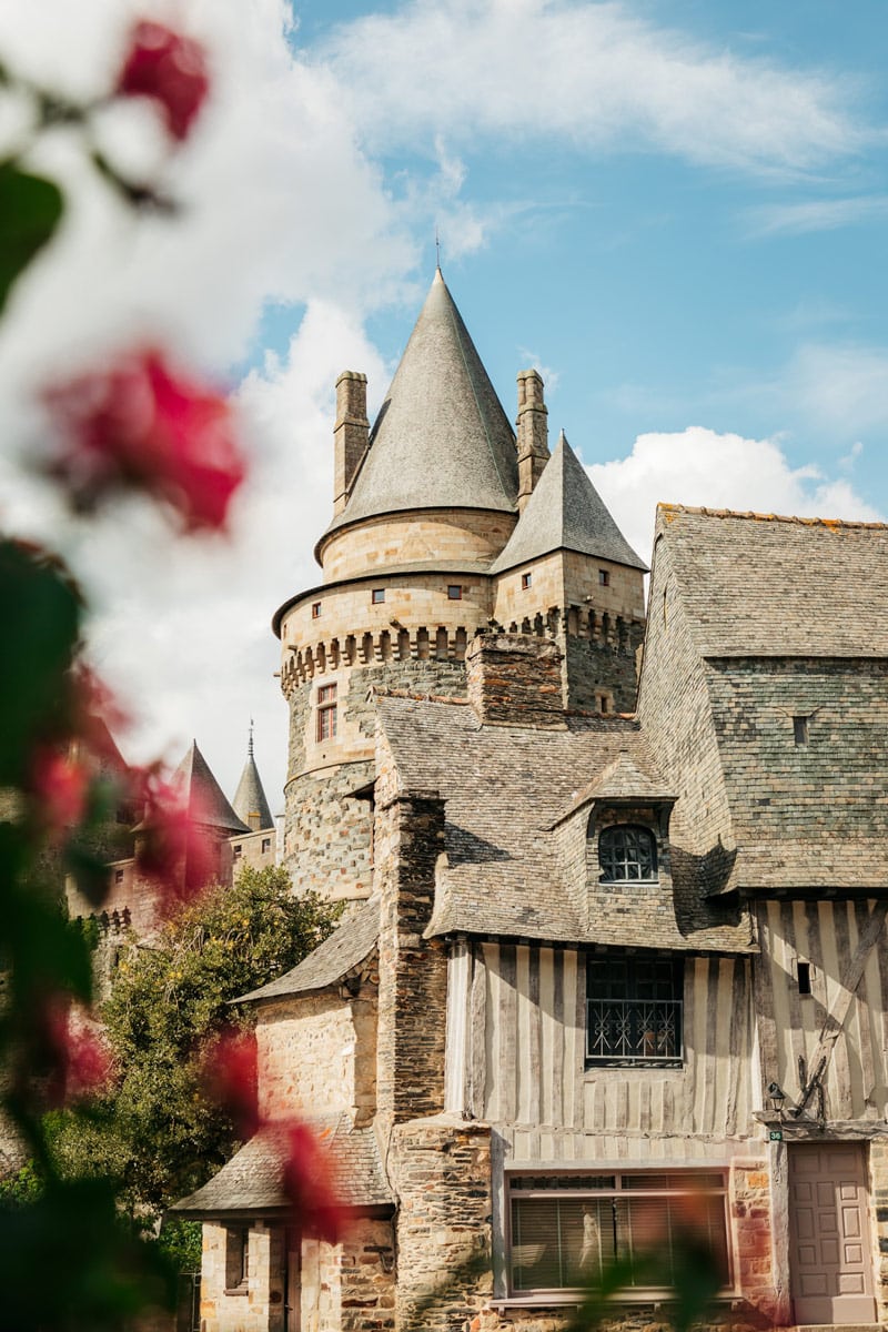 ou voir des maisons à pans de bois en Bretagne