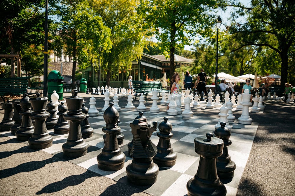 jeux d échecs géants Genève parc des bastions week-end en Suisse