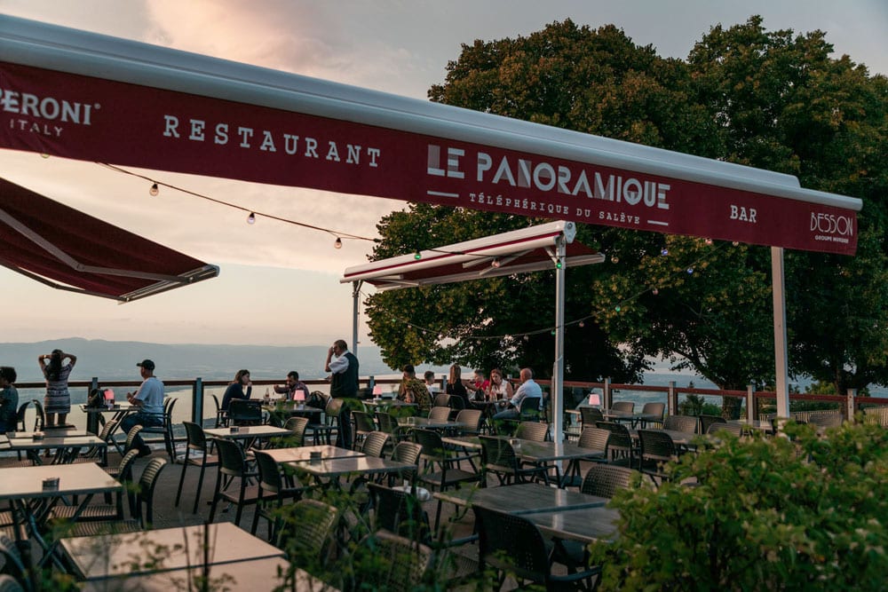 restaurant panoramique sur Genève et lac Léman week-end nature