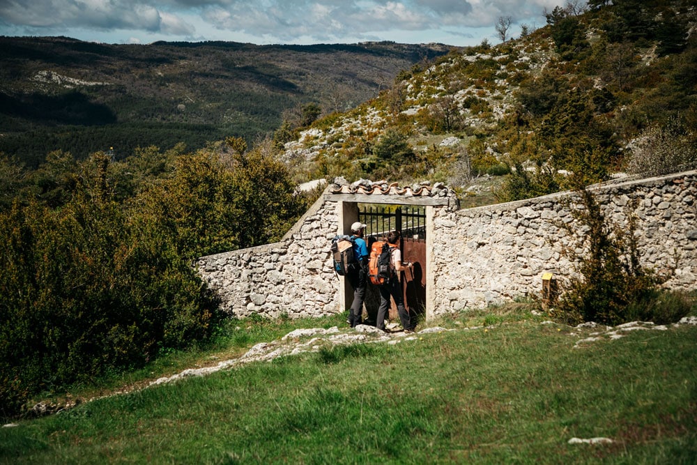 randonnées insolites du Verdon village abandonné Châteauneuf-les-Moustiers