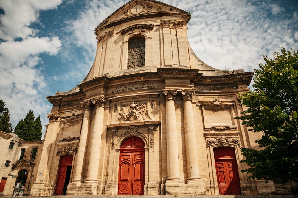 tourisme voir Collégiale de Beaucaire