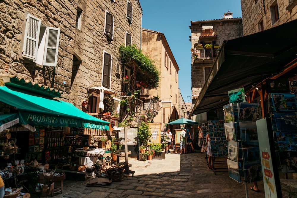 visiter Sartène au sud de la Corse