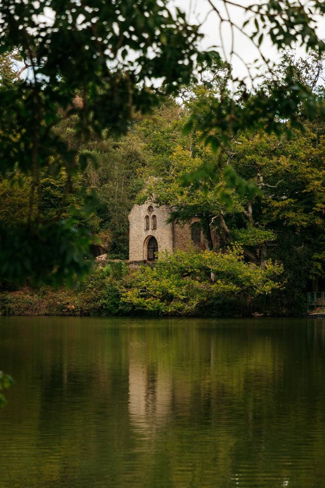 chapelle de Fontaine-Daniel Mayenne