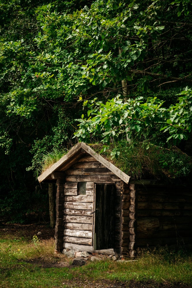 cabane Suède voyage sur les lacs du sud