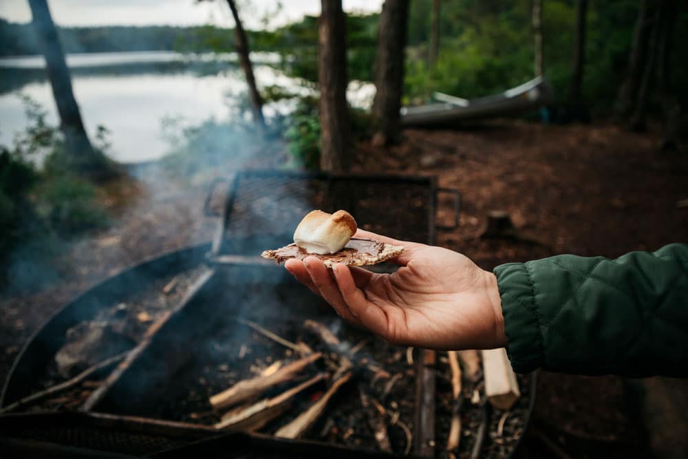 faire du feu camping sauvage en Suède