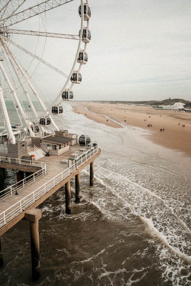 faire un tour de grande roue plage de la Haye