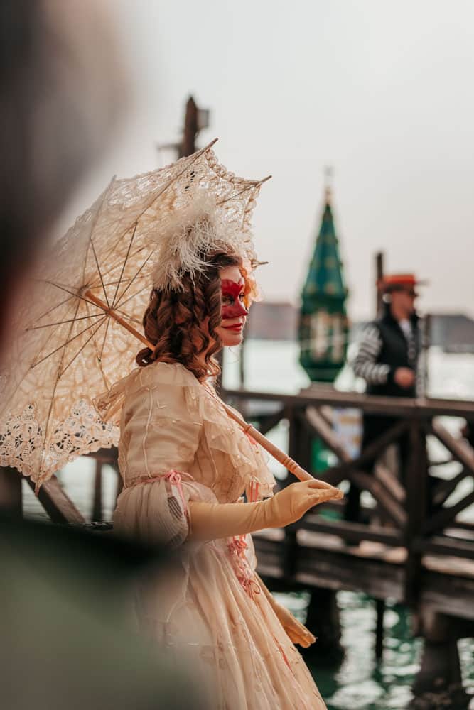 aller au carnaval de Venise