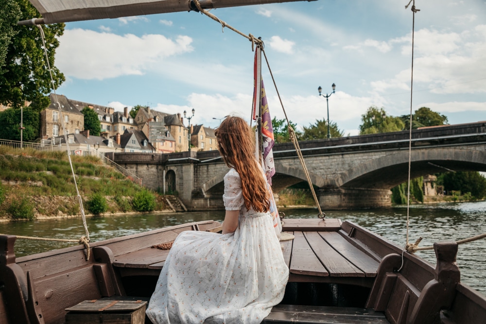 faire du bateau sur la rivière Sarthe