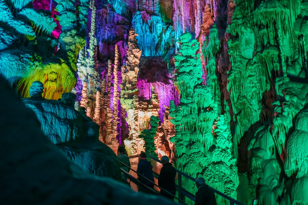 spectacle grotte Aven Armand Lozère