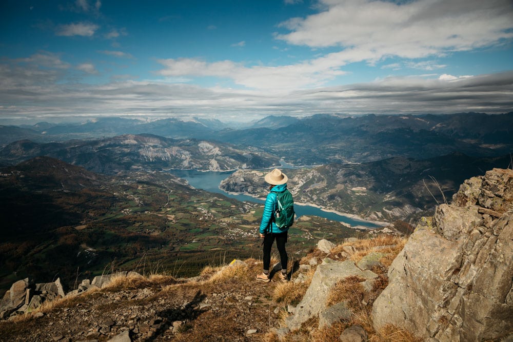 randonnée au dessus du lac serre ponçon