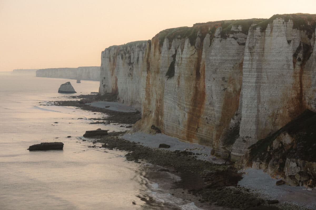 Randonnée au lever du jour sur la falaise d’Amont à Étretat