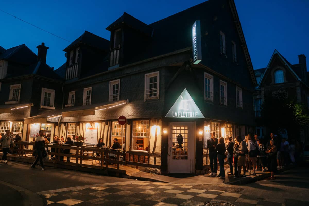 Restaurant réputé à Étretat où manger en week-end