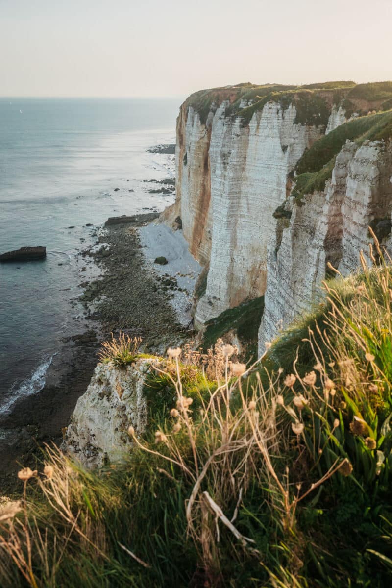 Panorama sur le Chemin des Douaniers lors d'une visite à Étretat en 1 jour