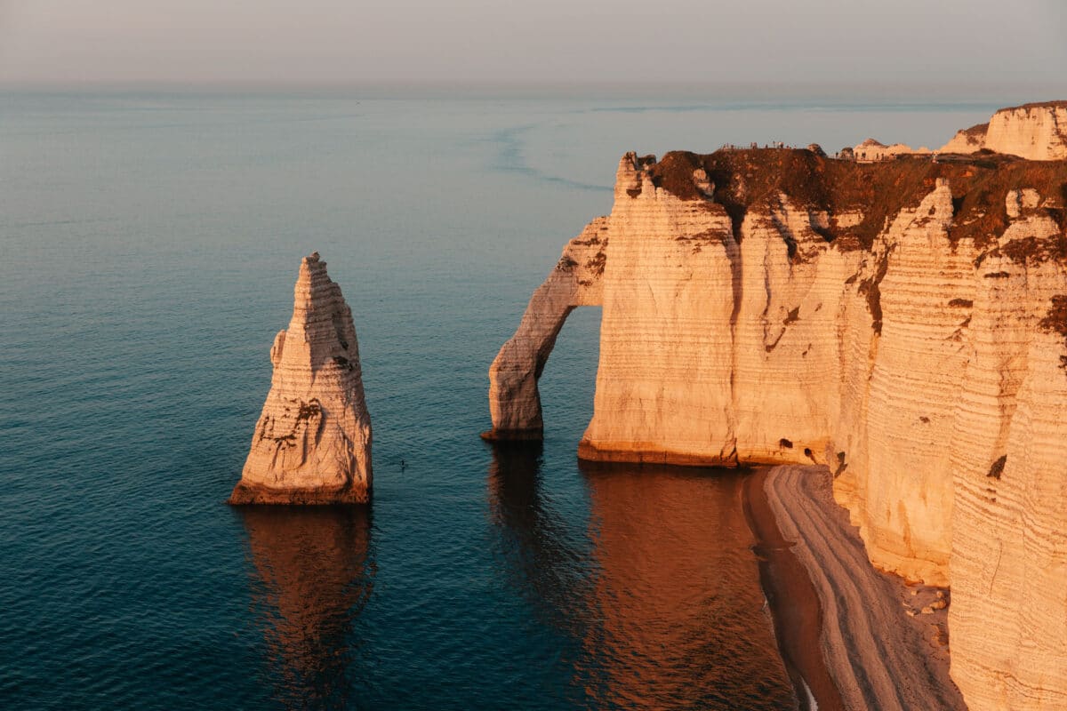 Visiter Étretat en 1 jour falaises d'Aval
