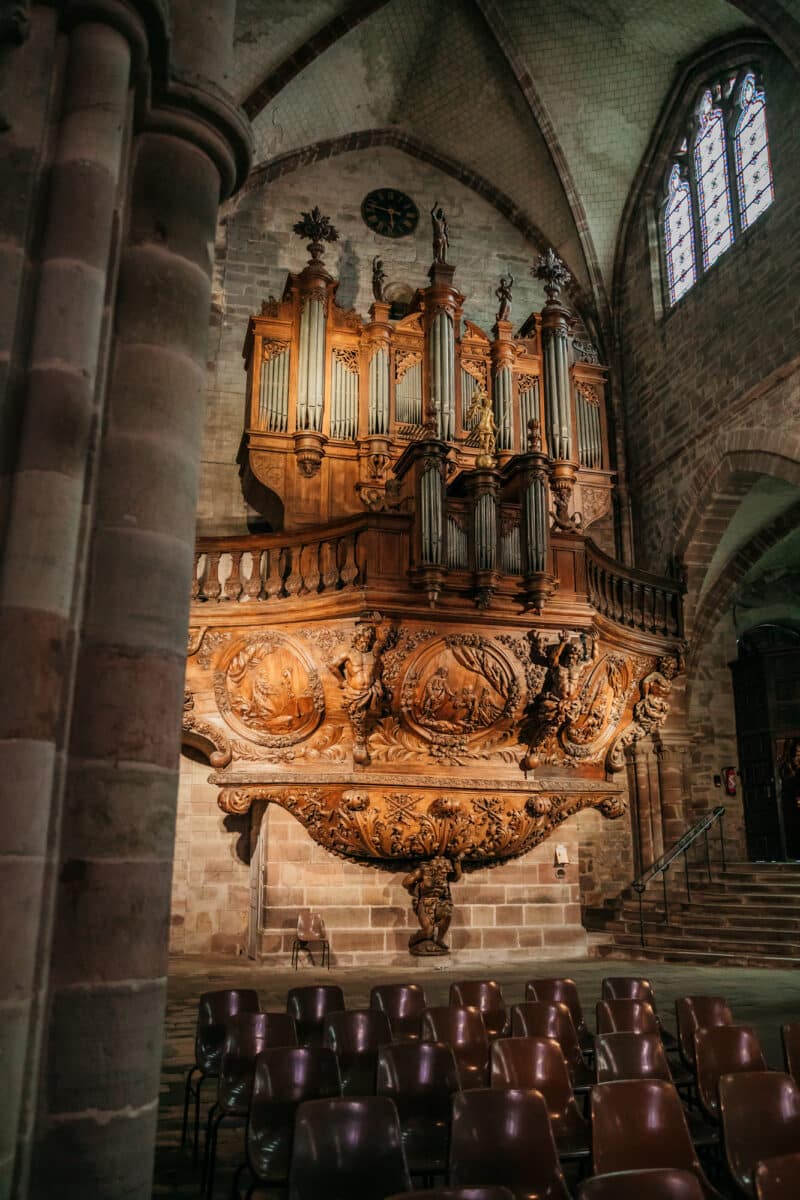 Luxeuil-les-Bains orgue de la basilique
