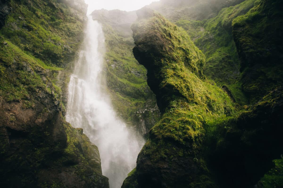 Road trip Islande Travelbase cascade