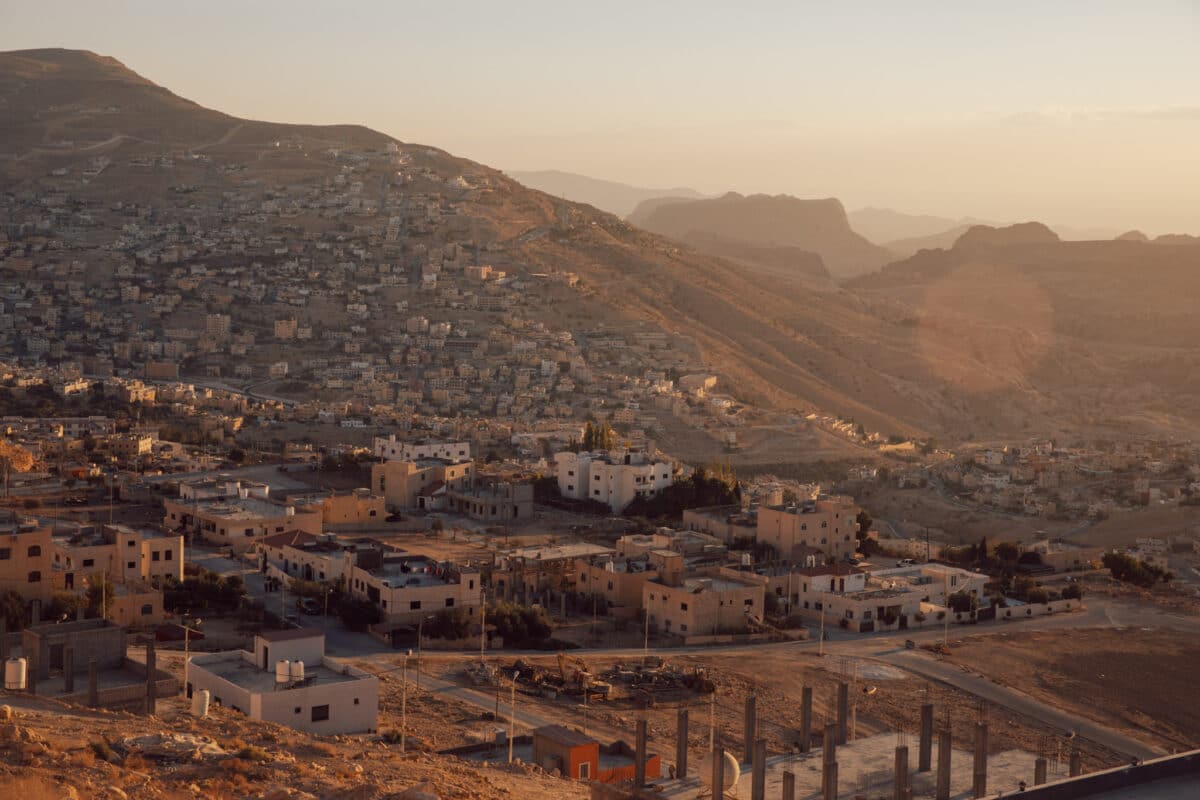 Jordan Nomads sur les routes de Jordanie entre Petra et Dana