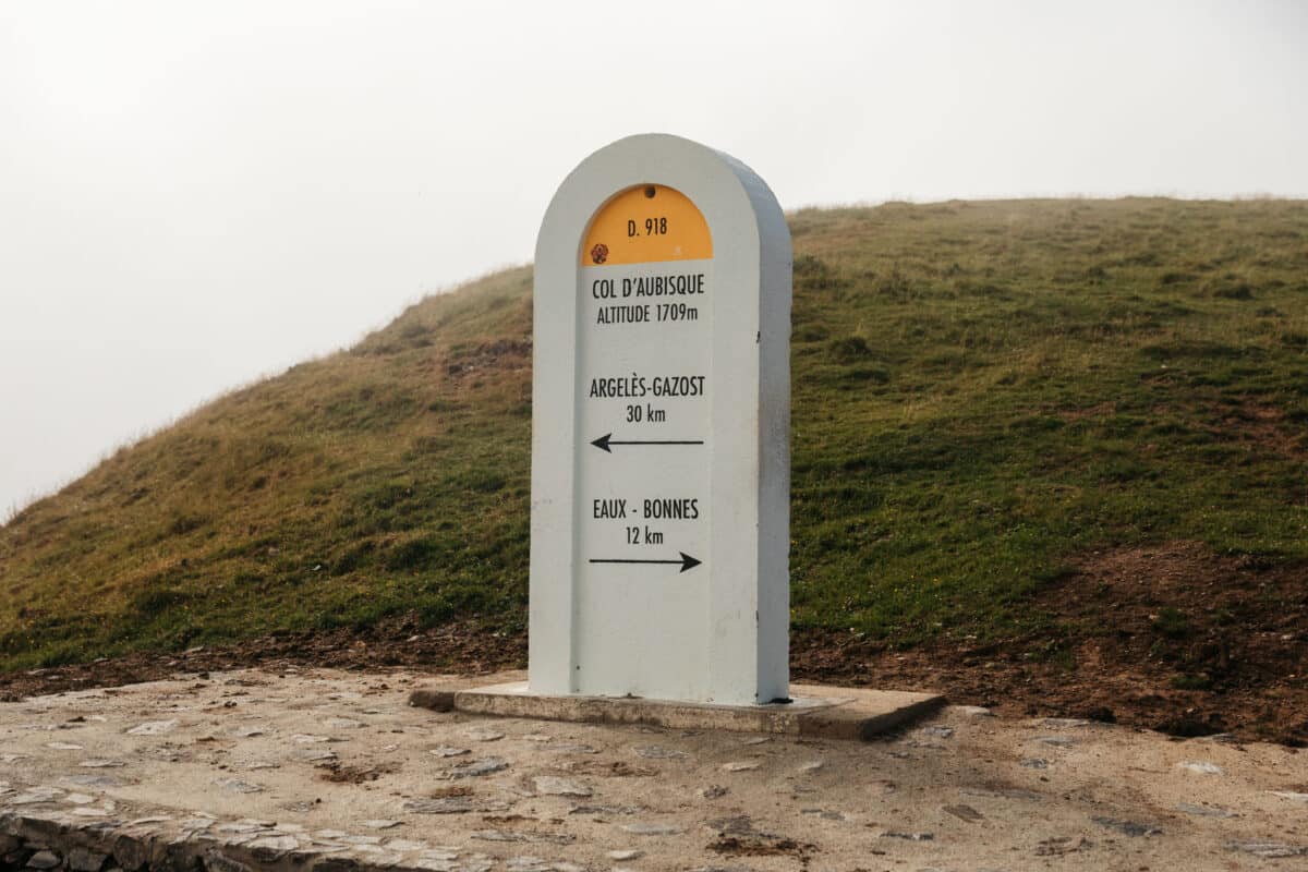 Panorama de montagne depuis le col d'Aubisque dans les Pyrénées françaises